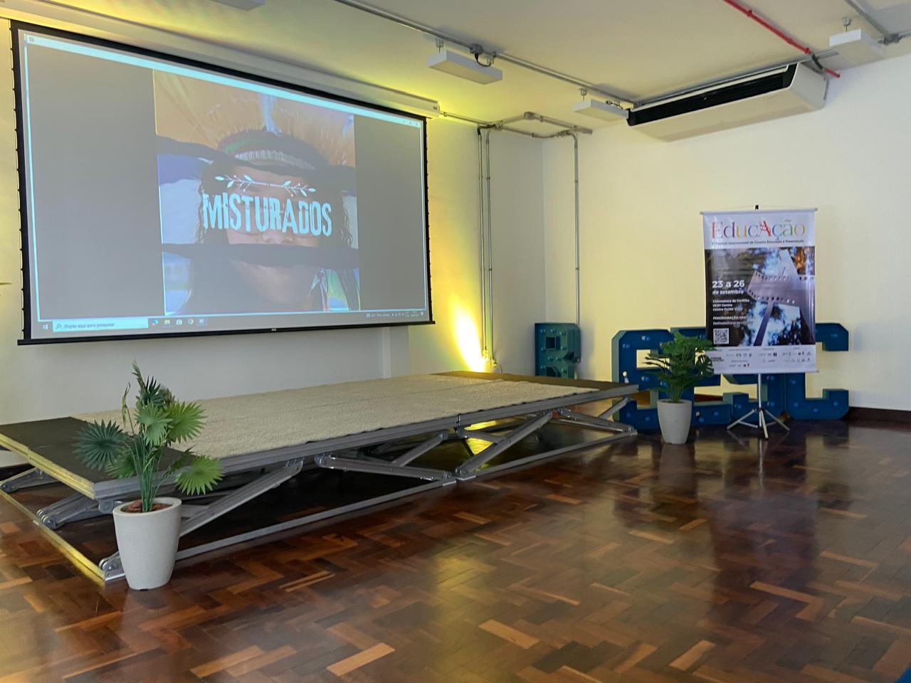 “Misturados”, do professor Bruno Marques foi premiado na categoria Melhor Documentário na mostra competitiva do 3º Festival Internacional de Cinema