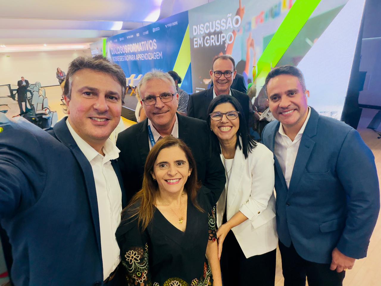 DIÁLOGOS FORMATIVOS SOBRE GESTÃO PARA APRENDIZAGEM.